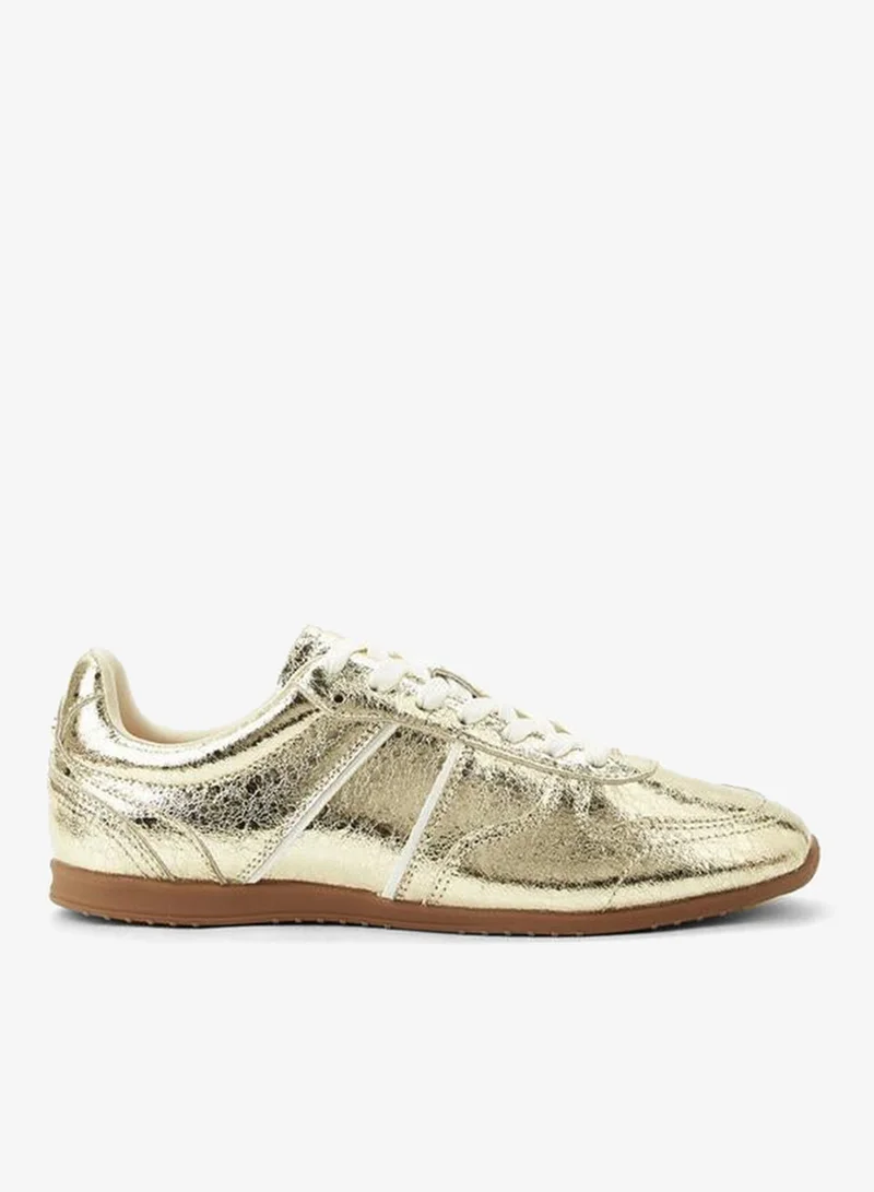 سيليست Women Lace-Up Sneakers