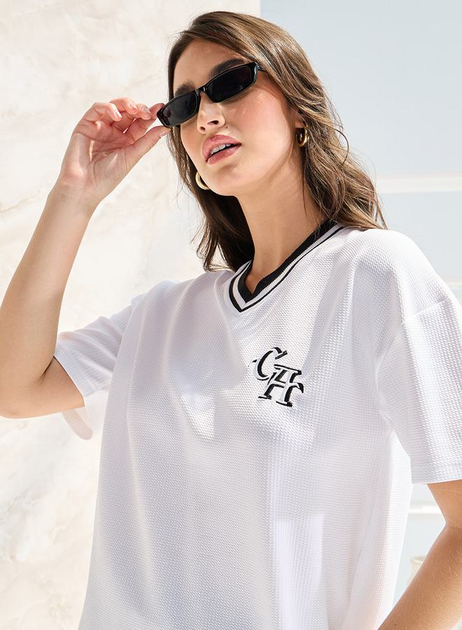 Styli Oversized Contrast Neck Rib Embroidered T-Shirt  - Image 3