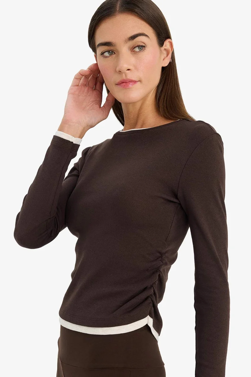 ديفاكتو 100% Cotton Slim Fit Crew Neck Long Sleeve T-Shirt