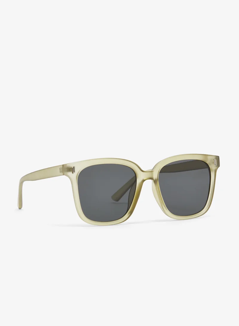 Casual Wayfarer Sunglasses