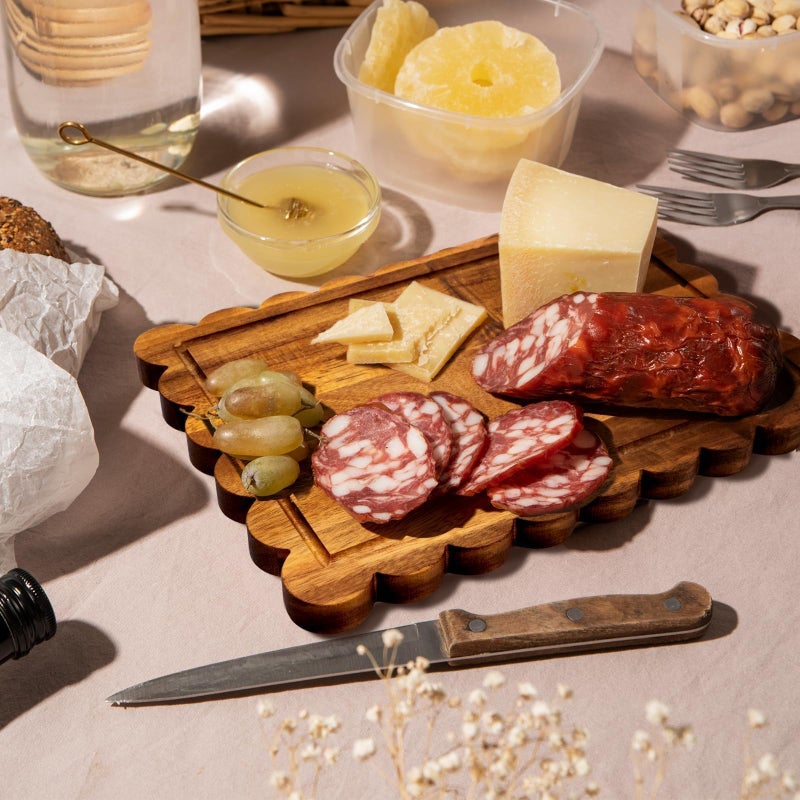 Entrirolly 3 Pcs Acacia Wood Scalloped Cutting Board Set, Decorative Cutting Boards Bread Charcuterie Board for Cottagecore Kitchen Grandmillenial Decor Cheese Meat Fruit Bread Chopping Blocks (Classic Style) - Image 2
