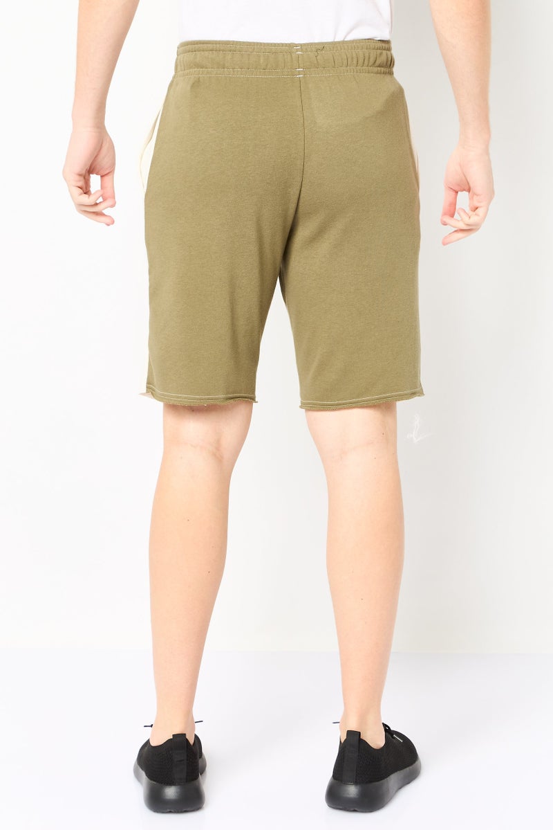 UNDER ARMOUR Men Fitted Rival Terry Outdoor Shorts, Multicolor - Image 4