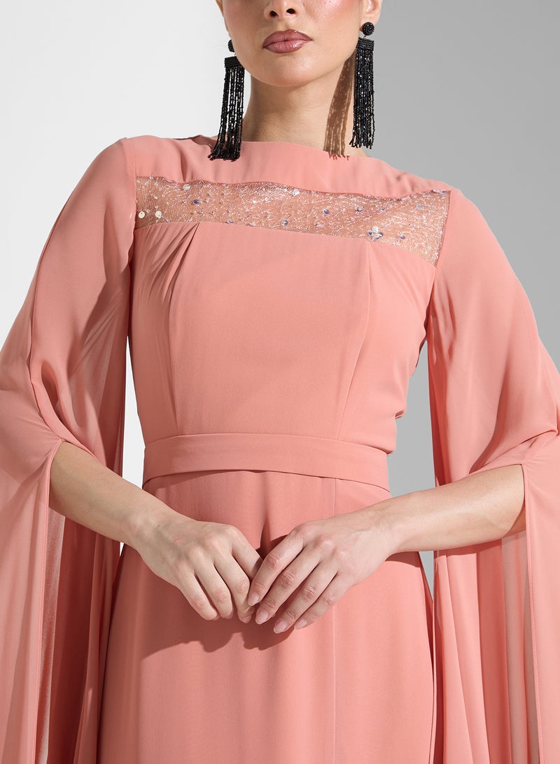 ايرا فستان سهرة بأكمام كاب - Image 3