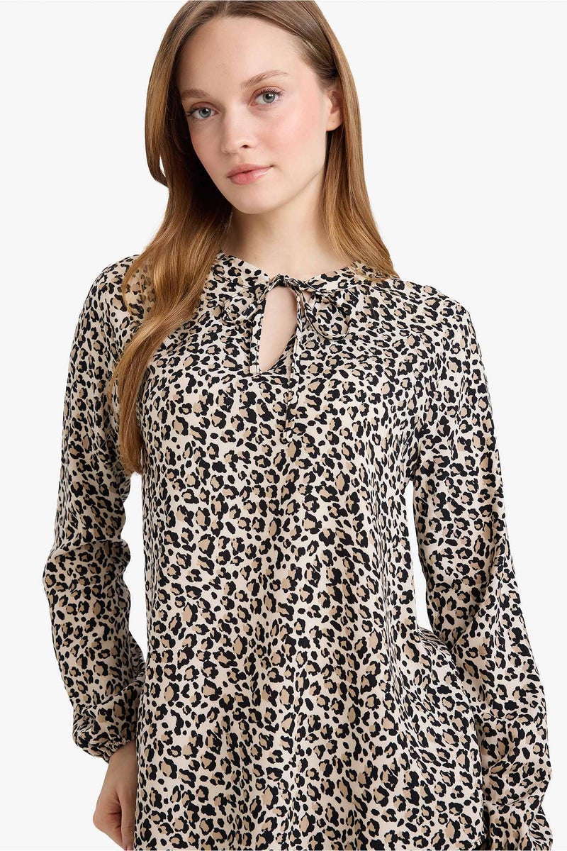 DeFacto Beige Woman Regular Fit Crew Neck Printed Long Sleeve Blouse Casual - Image 1