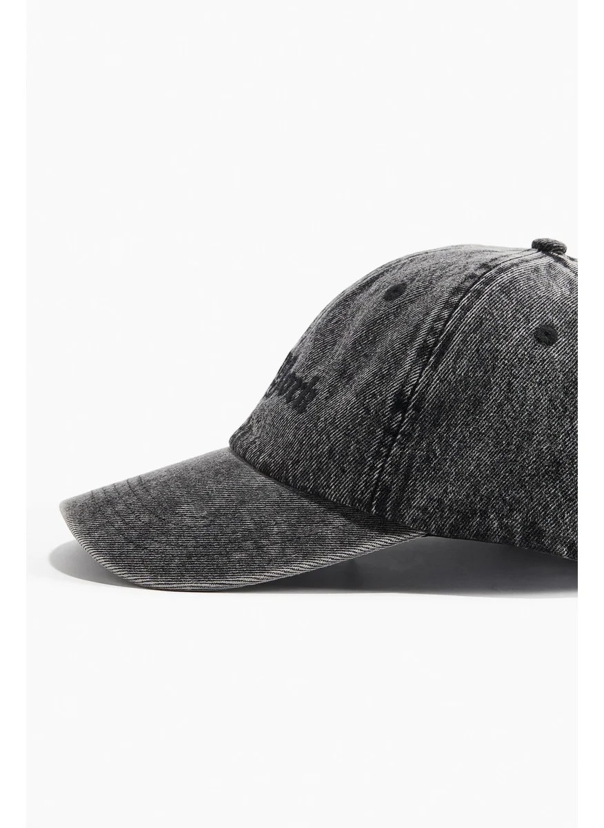 H&M Embroidered-Motif Denim Cap