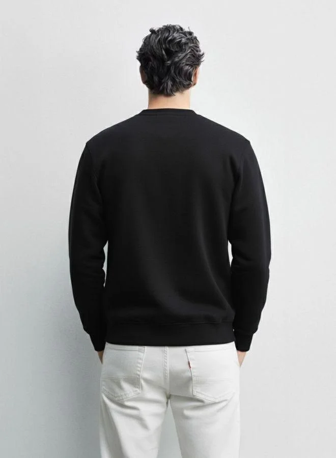 شركة المرآب الهندية Men Relaxed Fit Embroidered Crew Neck Full Sleeves Sweatshirt
