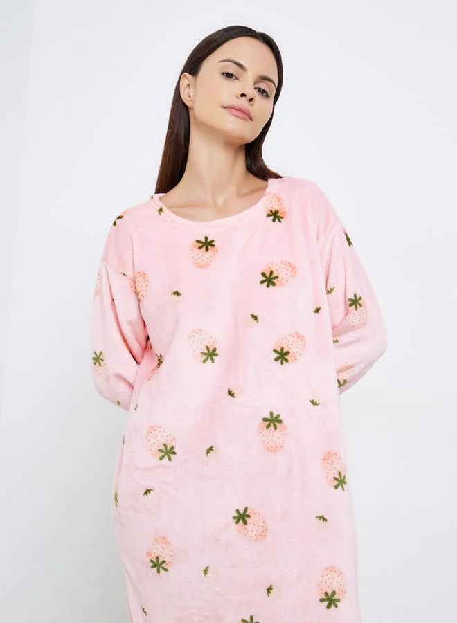 Styli Strawberry Print Polar Fleece Nightdress