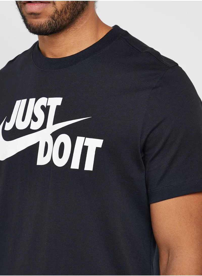 Nike NSW Just Do It Swoosh T-Shirt