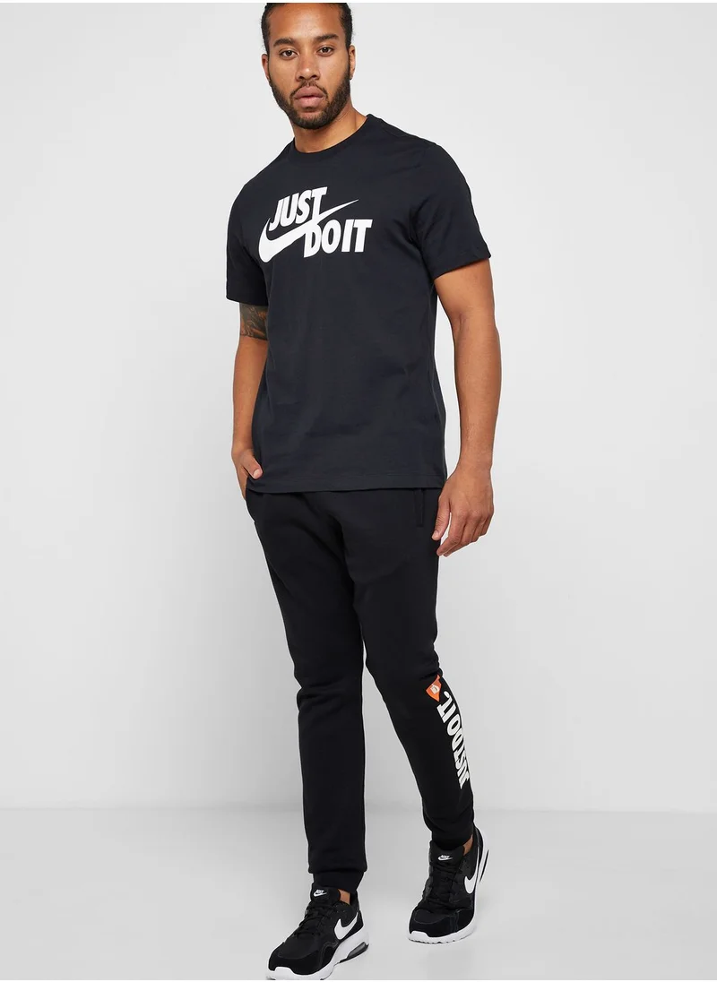 Nike NSW Just Do It Swoosh T-Shirt
