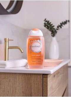 femfresh Femfresh Daily Wash With Aloe Vera & Calendula Extracts  250 Ml  - Image 2