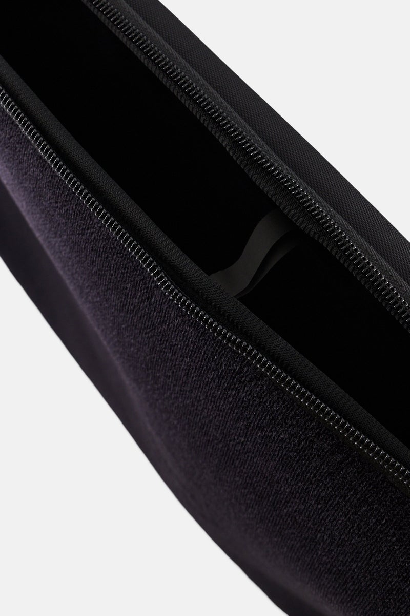 CATURIX Laptop Tech Sleeve Protective Case, Black  - Image 3