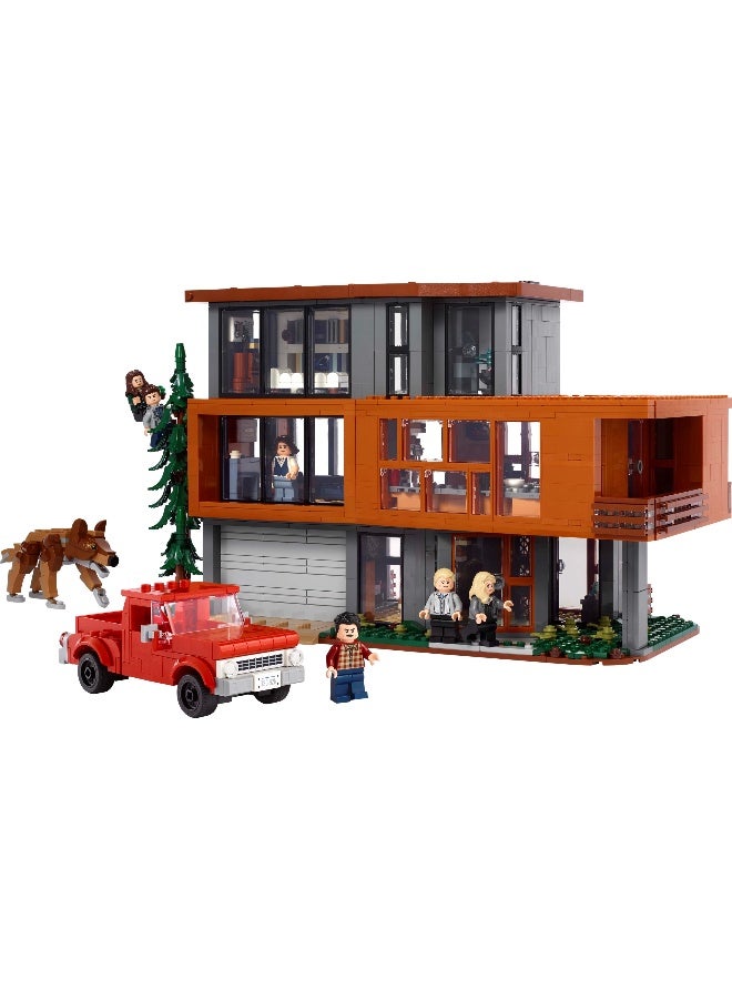 LEGO Ideas Twilight The Cullen House Movie Memorabilia 21354 Building Toy Set (2001 Pieces) - Image 2