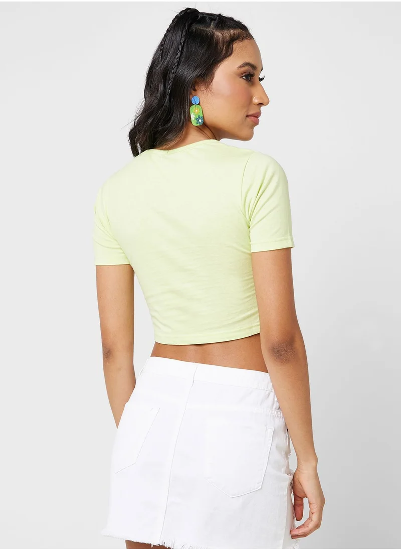 جينجر Scoop Neck Cropped T-shirt