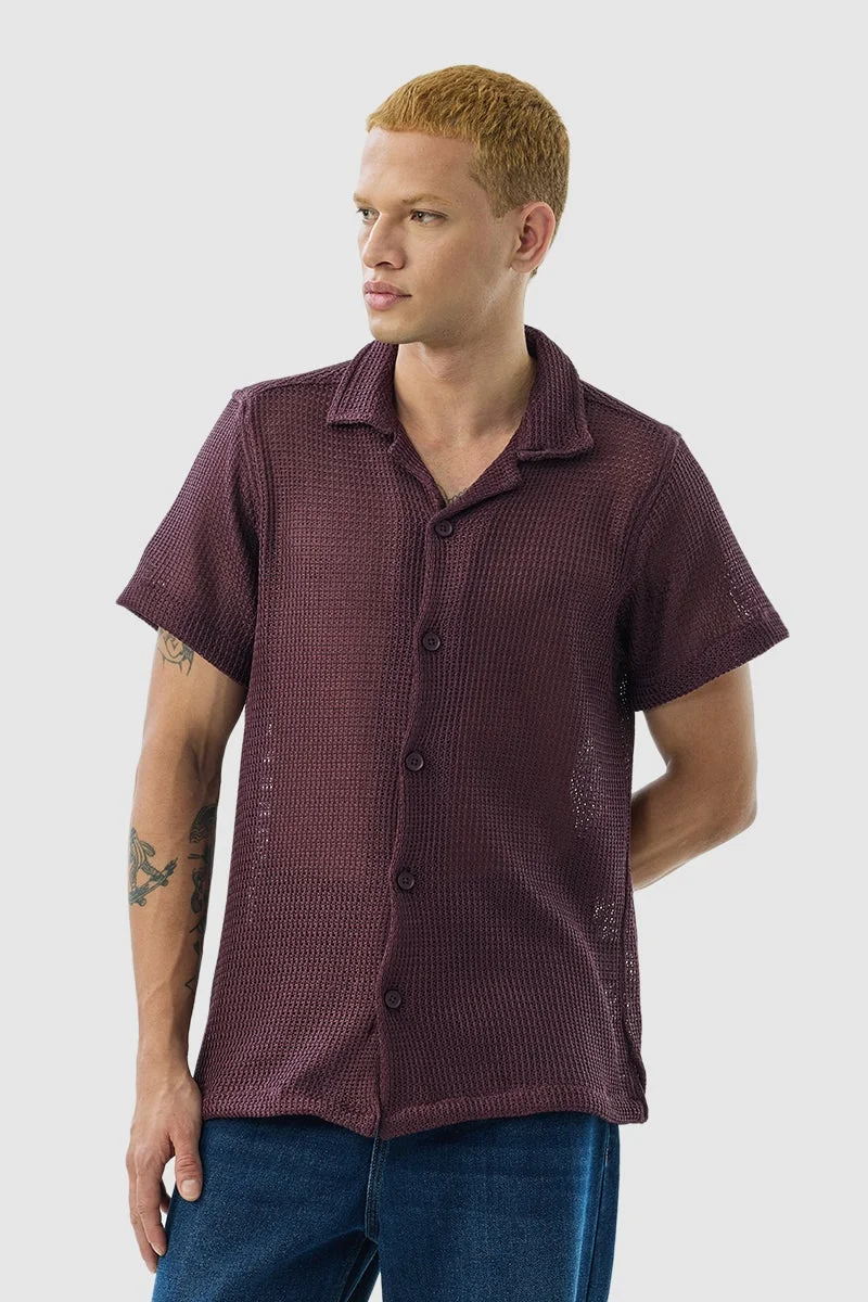 سنيتش قميص كروشيه بقصة صندوقية بلون بورغندي