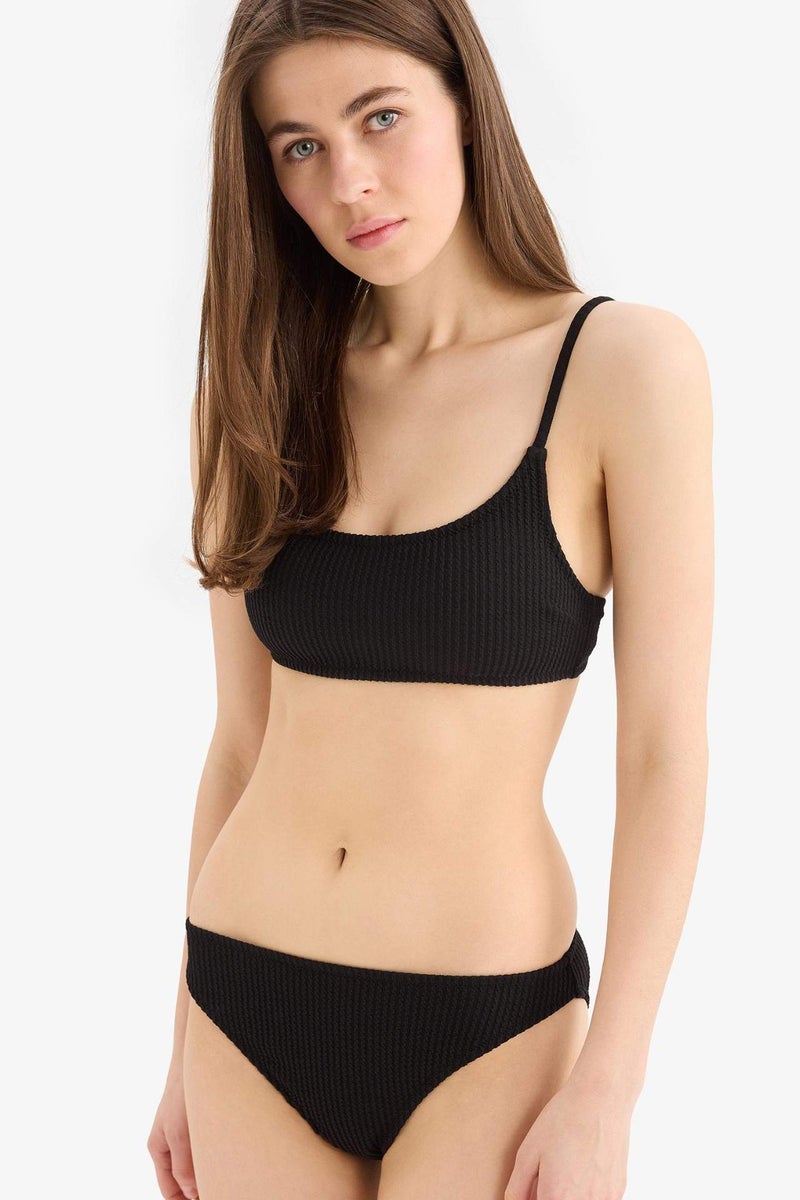 DeFacto Fall in Love Regular Fit Crepe Black Bikini Top - Image 3