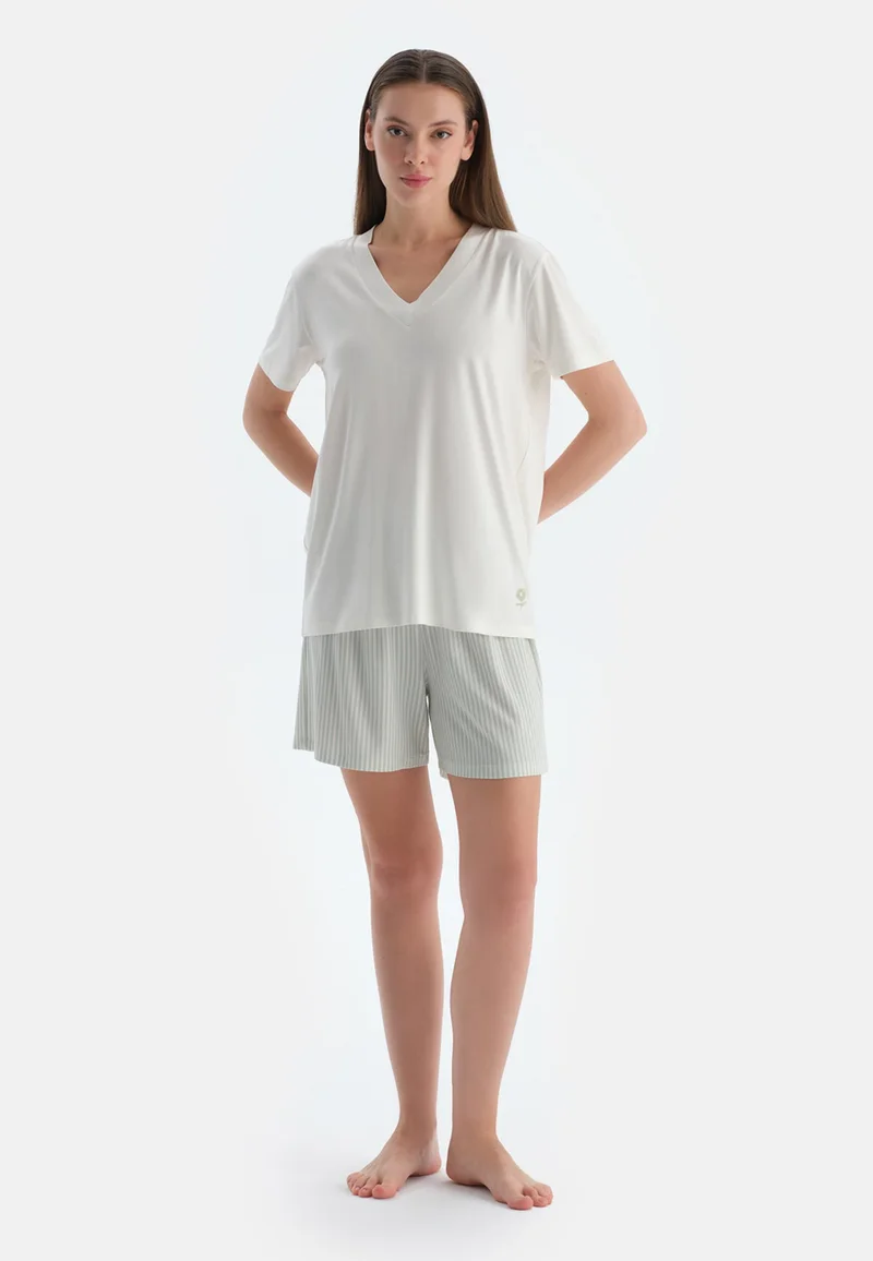 dagi Mid Rise White V Neck Cotton Blend T-shirt & Shorts Nightwear Set