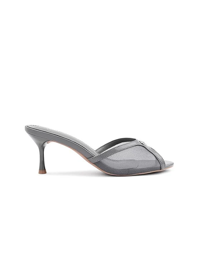 IconStyle Modern open-toe slipper with sleek silhouette.