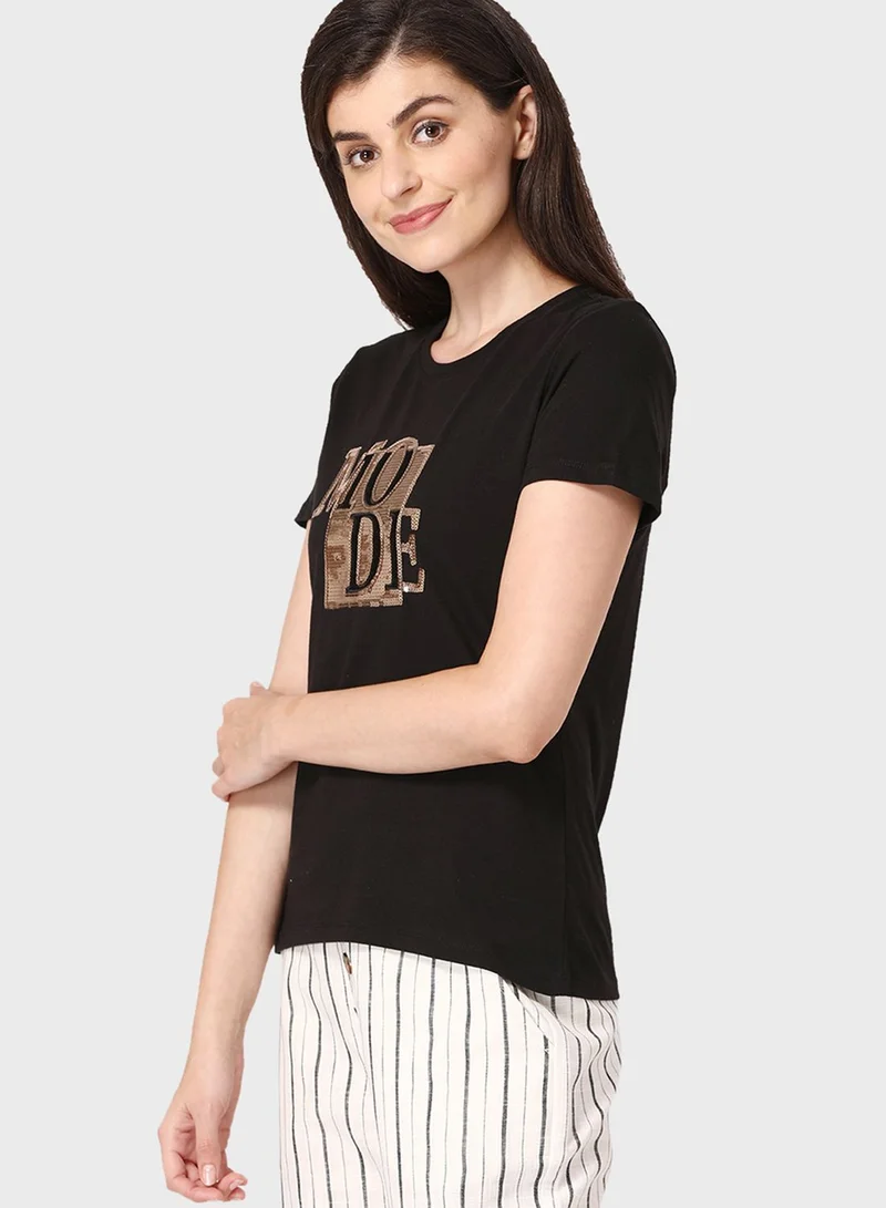MODE Graphic T-Shirt