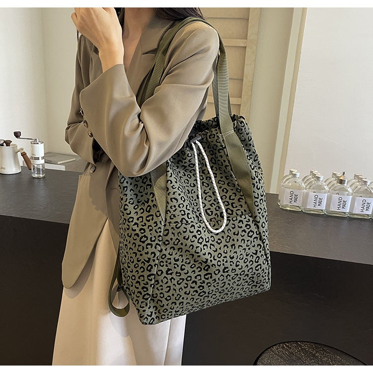 Large Capacity All-Match Portable Tote Bag Women'S Casual Commuting Leopard Print Fashionable Backpack - Image 4