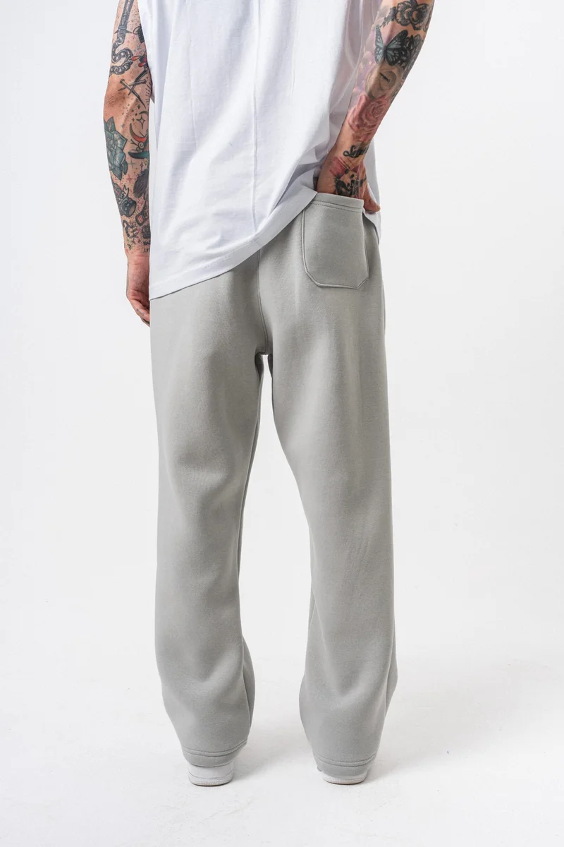 RESPIRE Men’s Respire Lettering Detail Basic Baggy Sweatpants Light Grey