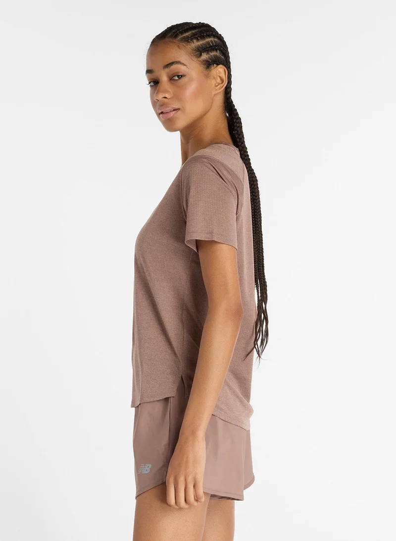 نيو بالانس تيشيرت أثليتكس