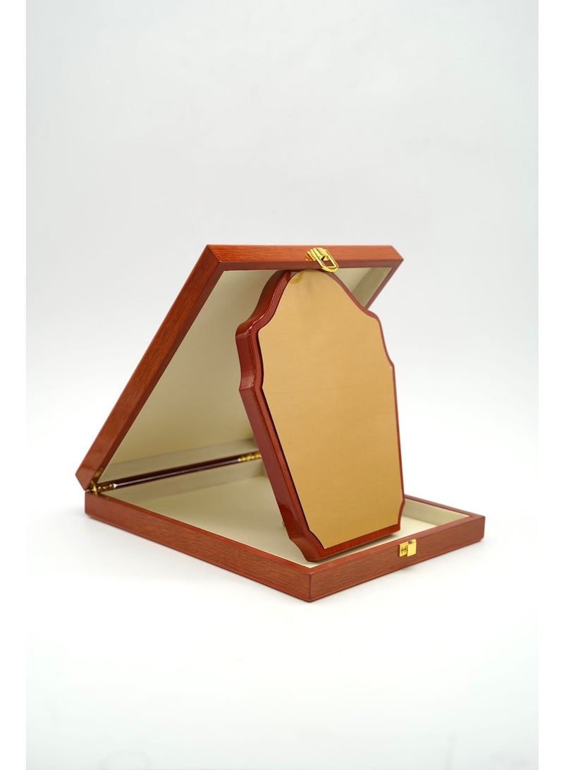 ركس درع تكريم فاخر مقاس M مع صندوق خشبي و لوحة نحاسية للطباعة 69723