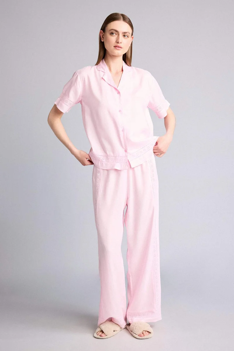 ديفاكتو Regular Fit Woven Bottom