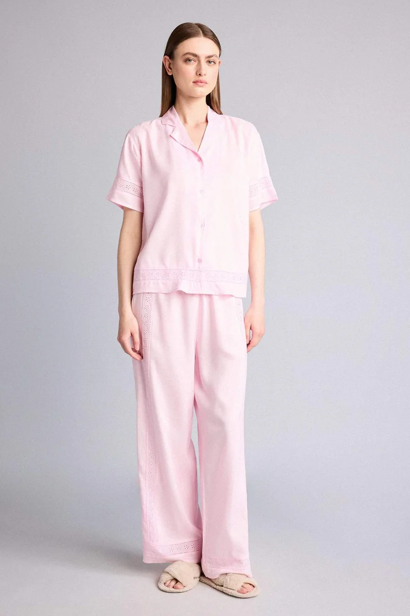 ديفاكتو Regular Fit Woven Bottom