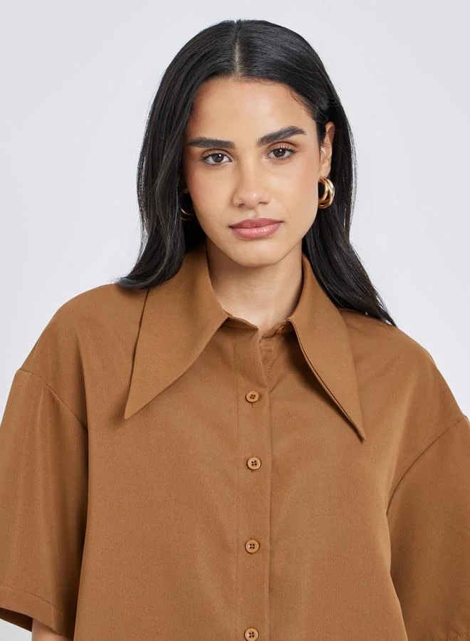Styli Styli Solid Buttoned Spread Collar Shirt