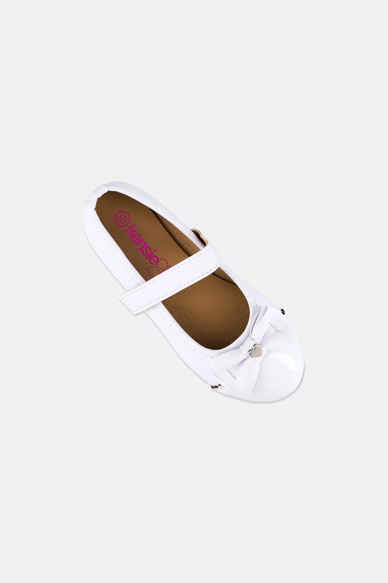 Kensie Girl Toddlers Girl Velcro Shoes, White  - Image 3