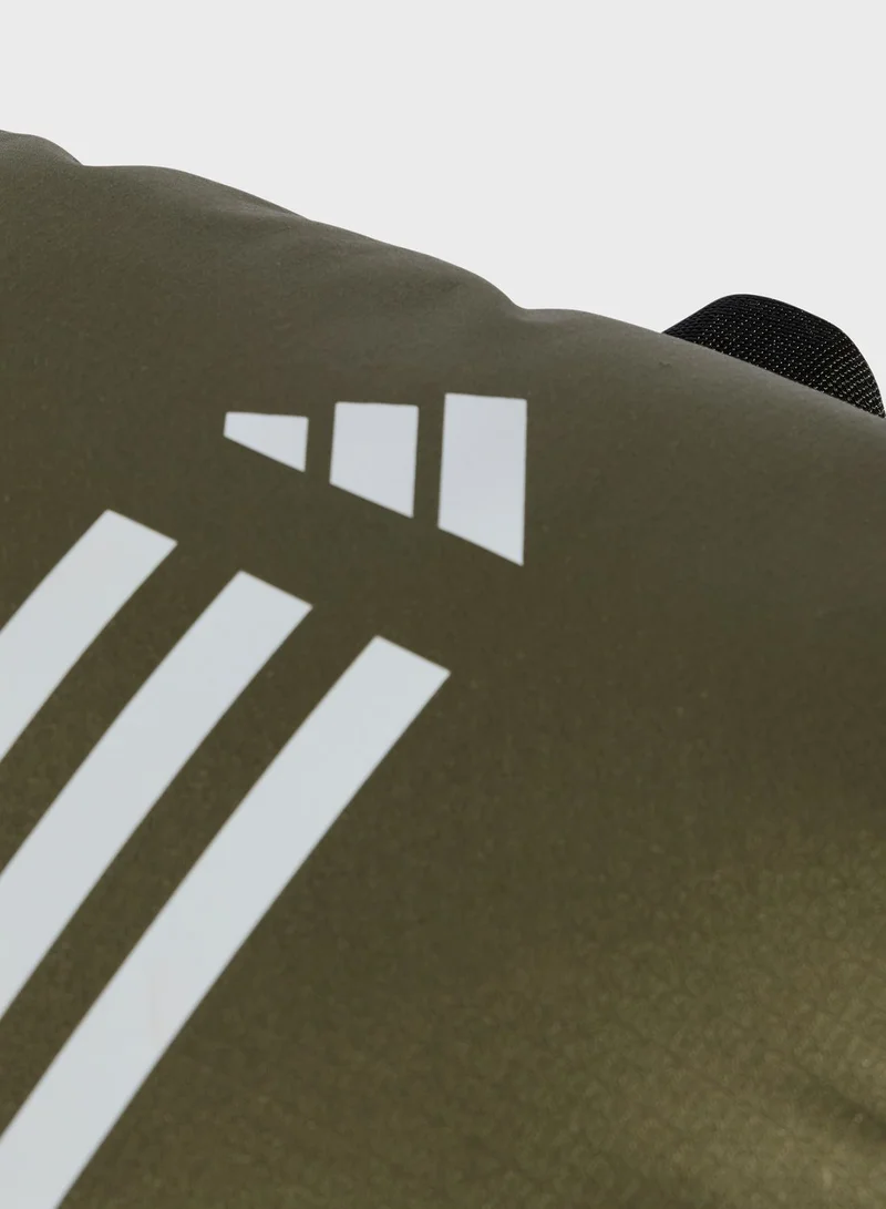 adidas حقيبة ظهر مزينة بشعار العلامة التجارية