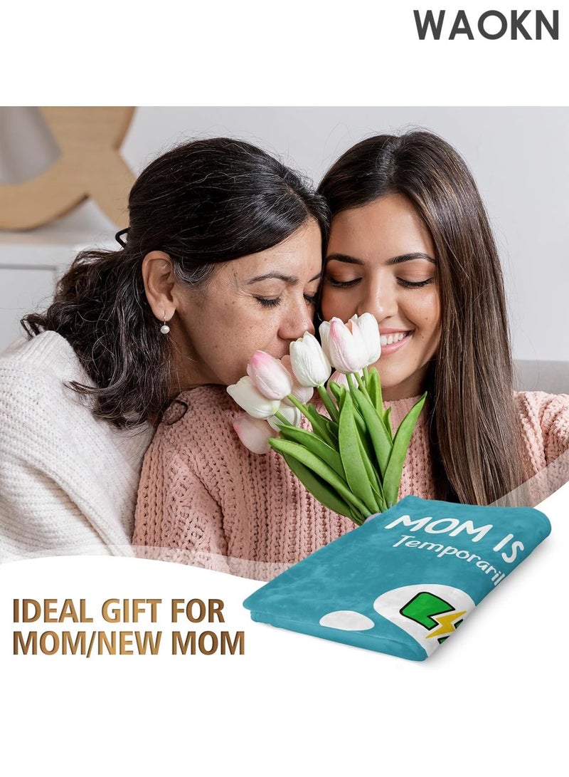 دبليو أيه أو كي أن بطانية زاوية مضحكة لمنع الشخير للأم - بطانية عملية لقيلولة السفر، 60 بوصة × 50 بوصة، هدية ناعمة من الصوف لأعياد الميلاد والتقاعد - أفضل هدية من الابنة/الابن للأم - هدايا مبتكرة بتصميم فكاهي (أزرق) - Image 2