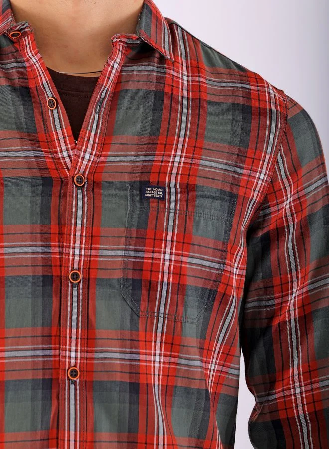 The Indian Garage Co Men Regular Fit Checkered Full Sleeves Cutaway Collar Casual Shirt