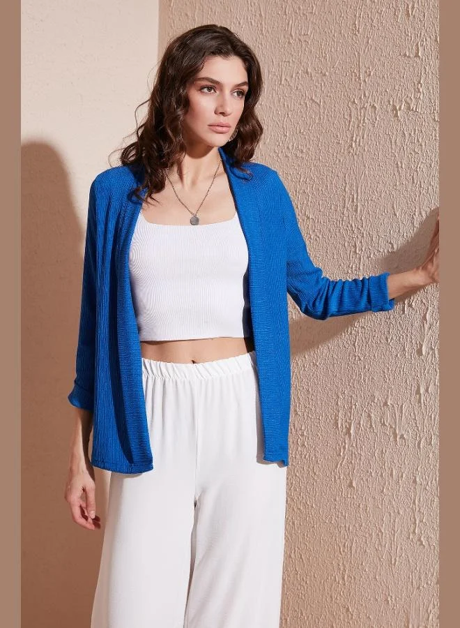 ليلا كارديجان كيمونو ليلا مطوي بياقة وأكمام من قماش السيرساكر للنساء