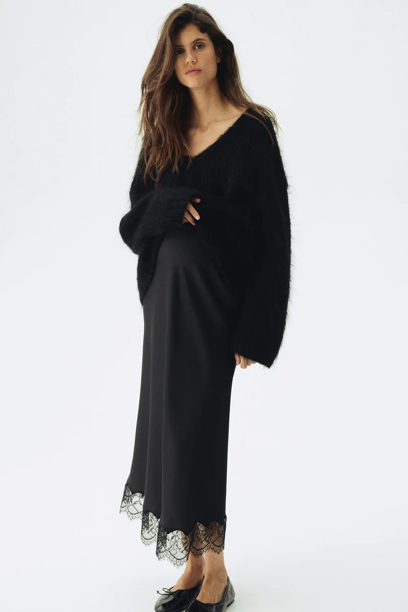 H&M MAMA Lace-trimmed satin skirt