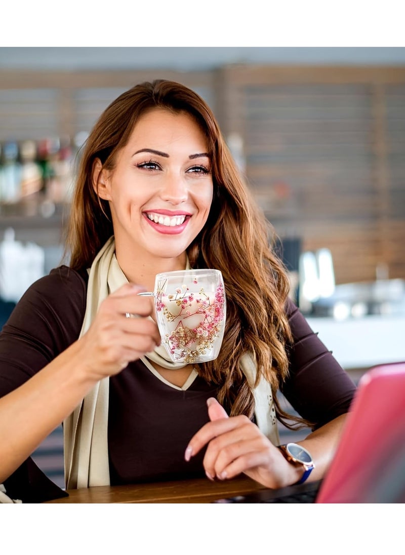 بست ستور كوب قهوة زجاجي مزدوج الجدران عازل للحرارة  مع مقبض و زهور مجففة سعة 450 مل كوب شاي للبارد و الساخن يصلح كهدايا عيد ميلاد للزوجة والأم  - Image 4