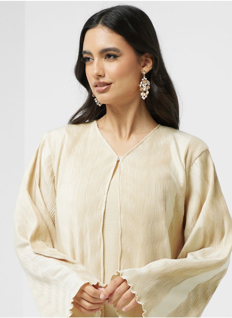 hayas closet - V-Neck Pleated Abaya - Image 1