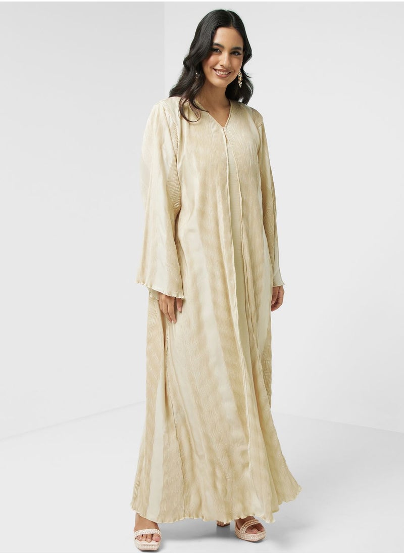 hayas closet - V-Neck Pleated Abaya - Image 1