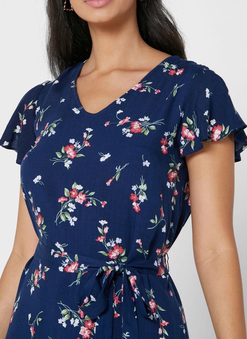 بيسيك إكس إكس فستان مطبع باكمام كشكش - Image 4