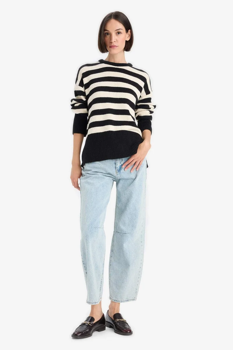 ديفاكتو Oversize Crew Neck Stripped Knitwear Pullover