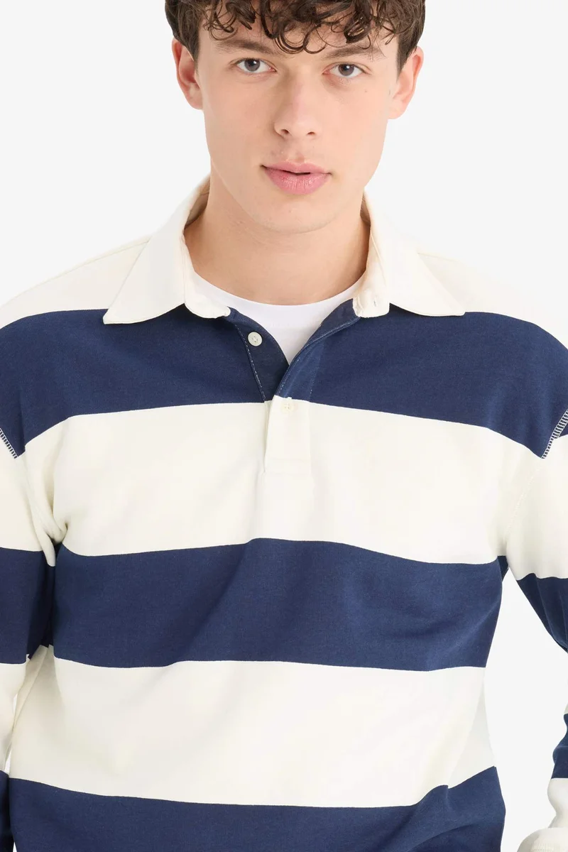 ديفاكتو Relax Fit Polo Neck Thick Sweatshirt Fabric Sweatshirt