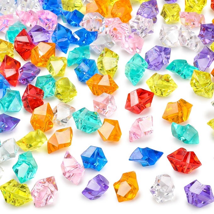 150PCS MULTICOLORED FAKE GEMS CRUSHED ICE ROCKS FAKE GEMSTONES PLASTIC CRYSTALS FOR CRAFTING SENSORY BIN FILLER DIVING TOYS VASE FILLERS TABLE SCATTER DECORATIONCOLOR RANDOM