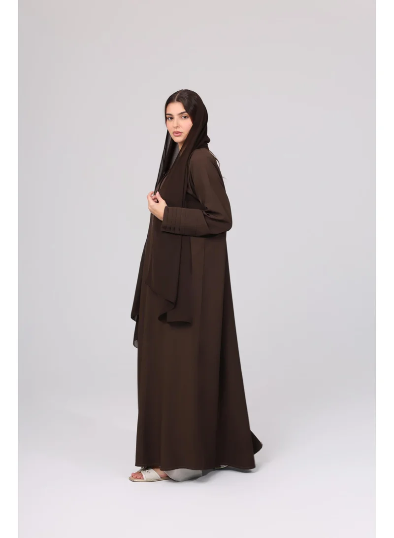 اكسا عباية رسمية مع تفاصيل اكمام مطوية وزراير ABY1098