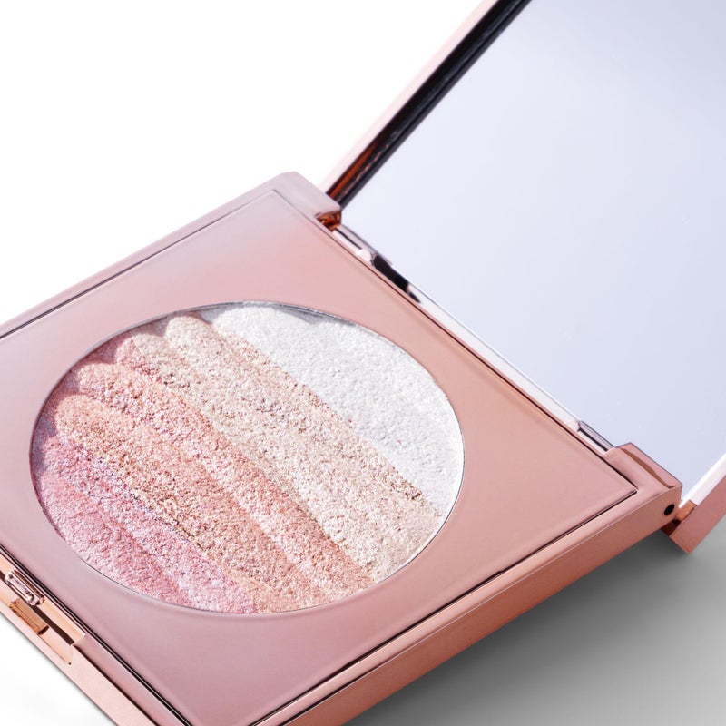 W7 Afterglow Blusher & Highlight Compact - Pink & Gold Glowing Pressed Powder Compact - Image 2