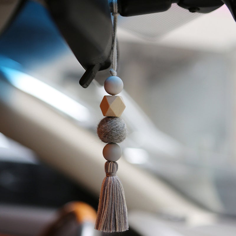 🚗 زينة معلقة للسيارات مع شرابة من خشب الزان للأجزاء الداخلية عدد قطع - Image 1