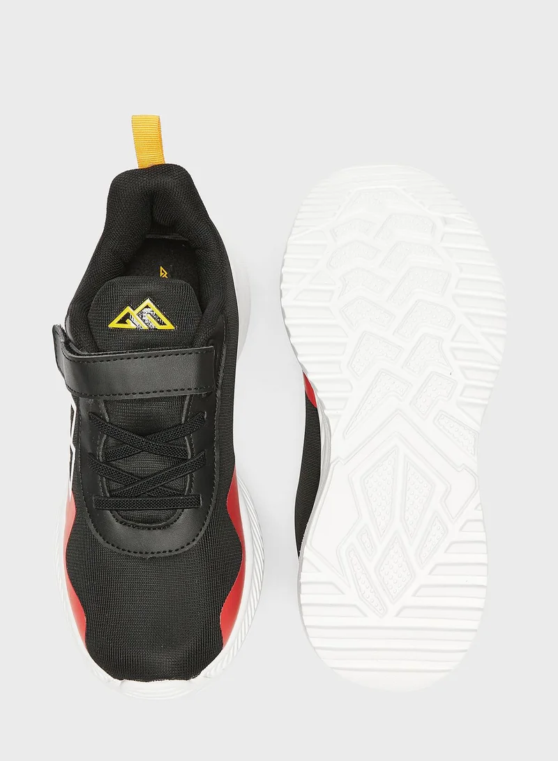 Oaklan by Shoexpress Youth Low Top Velcro Sneakers