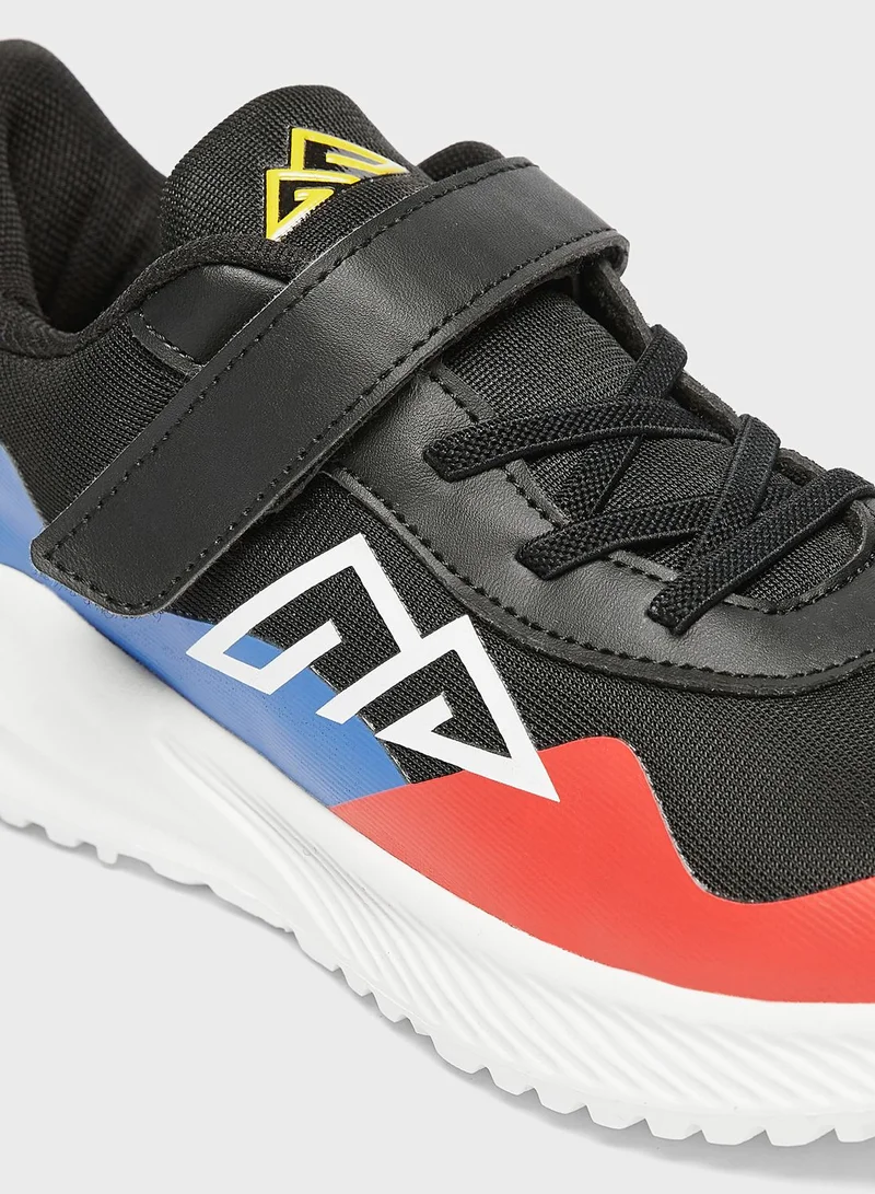 Oaklan by Shoexpress Youth Low Top Velcro Sneakers