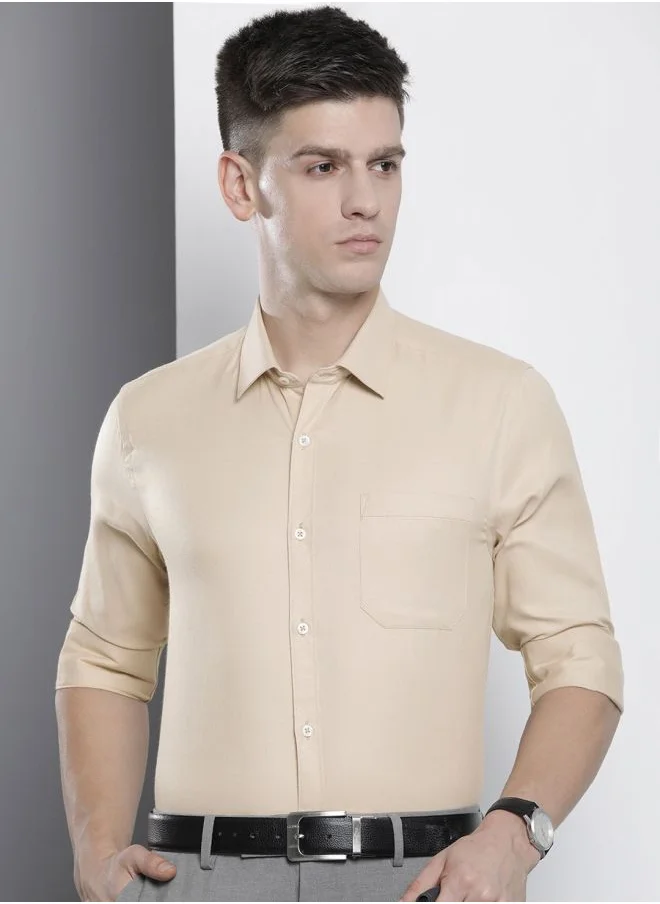 The Indian Garage Co Men Slim Fit Solid Full Sleeves Cutaway Collar Formal Shirt