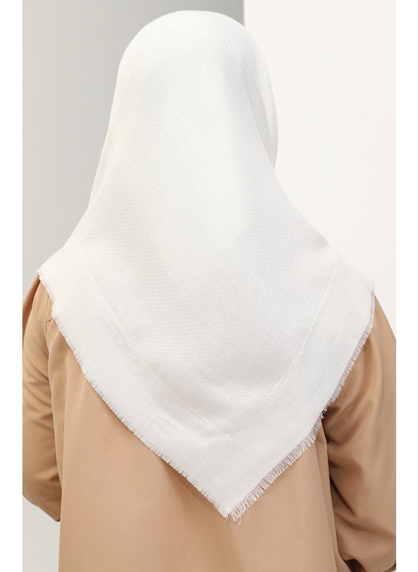 Sefa Merve Winter Scarf 2001-22 Cream  - Image 3
