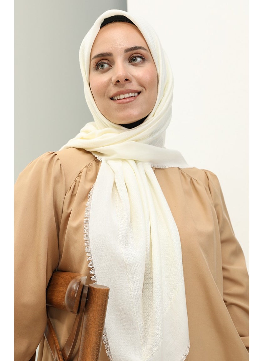 Sefa Merve Winter Scarf 2001-22 Cream  - Image 2